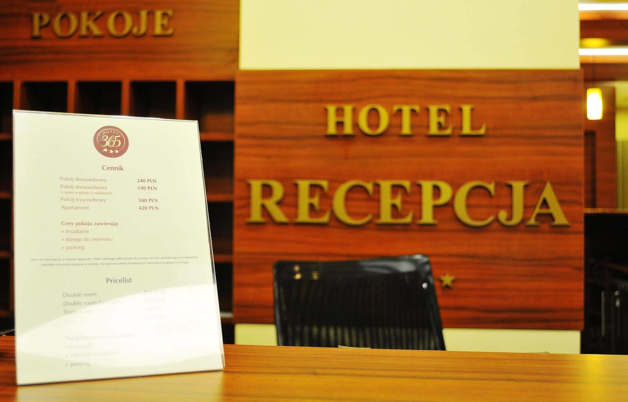 Hotel 365 Kielce Exterior photo